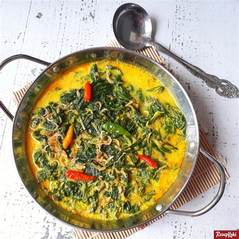 Resep Sayur Daun Singkong Bumbu Gulai Dengan Teri Medan Yang Gurih dan