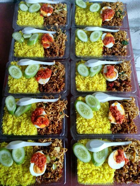 Hiasan Nasi Kuning Dalam Mika, Spesial!