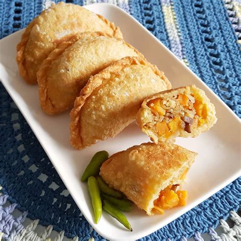 Resep Pastel Isi Sayuran Thegorbalsla