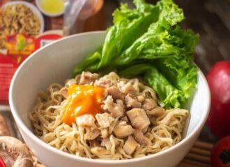 6 Cwie Mie Malang Yang Terkenal Enak Dan Melegenda