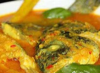 Resep Mujair Goreng Bumbu Acar Kuning 🐟 oleh Rifda Eldi Maritsa Cookpad