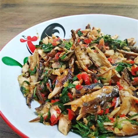 Ikan Suwir Sambal Kemangi. Resep Simpel Yang Bikin Pingin Makan Terus 😍