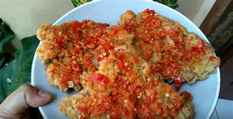 Cara Membuat Telur Geprek