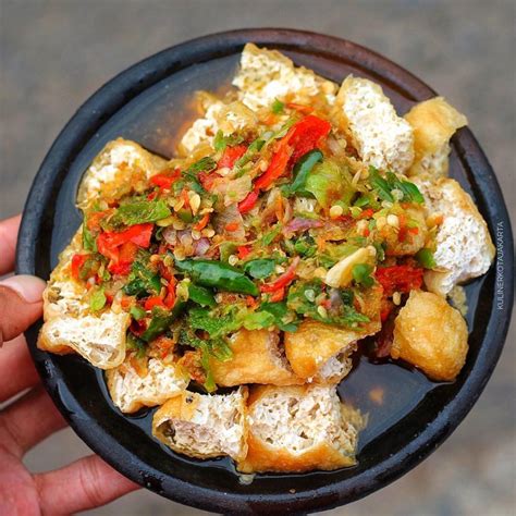 Tahu Gejrot di Jakarta, Sensasi Pedas Segar yang Bikin Kangen Ibukota
