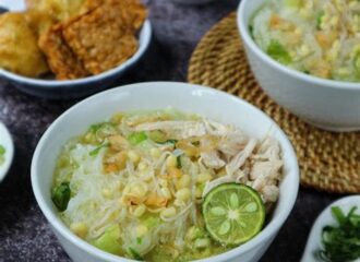 Resep Soto ayam bening bumbu simple oleh LUTFI NAIM Cookpad
