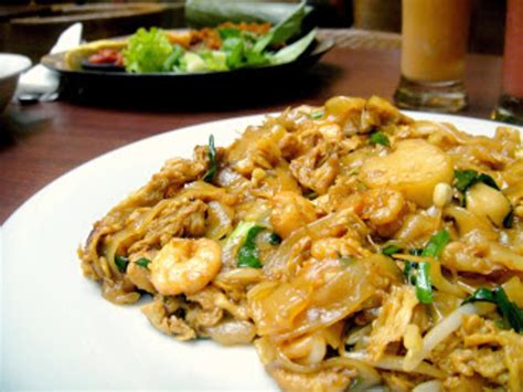 Resep Kwetiau goreng (mie balap medan) oleh olive bunda qonita Cookpad