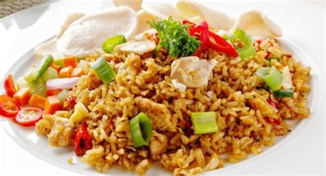 Nasi Goreng (Indonesian Fried Rice) Authentic Street Food Recipe