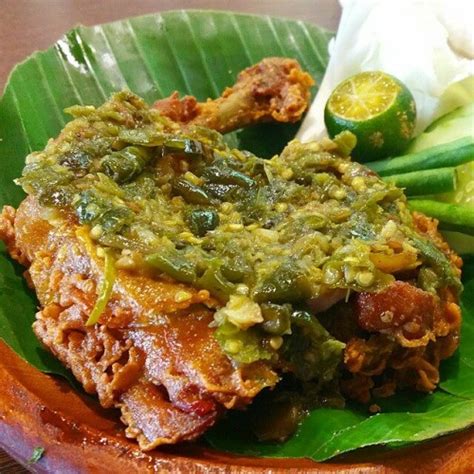 Cara membuat Sambal Ayam Penyet Paling Sedap Resepi FB