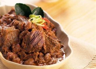 4 Aneka Resep Semur Daging ala Rumahan yang Praktis Dibuat