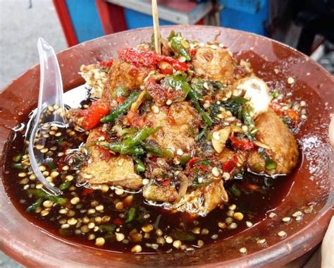 Nikmat Tahu Gejrot Pedas di Food Court Garuda Jombang The Jombang Taste