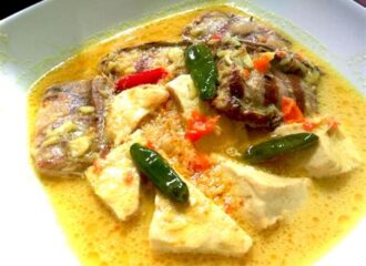 Resep Ikan Tuna Bumbu Kuning Santan Yang Mudah
