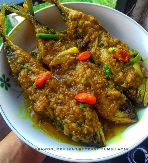 Tasty Indonesian Food Ikan Bumbu Acar Food, Indonesian food, Asian